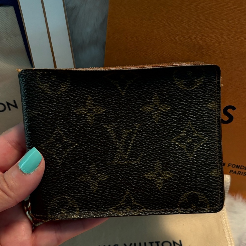 Louis Vuitton Monogram Canvas Bi-Fold Wallet in Brown - Picture 2 of 16